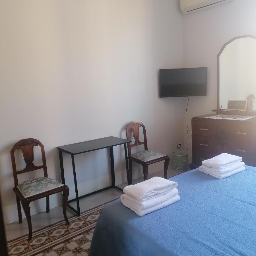 Battisti 18 Vintage Rooms Palermo Zewnętrze zdjęcie