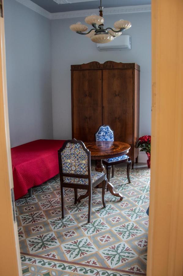 Battisti 18 Vintage Rooms Palermo Zewnętrze zdjęcie