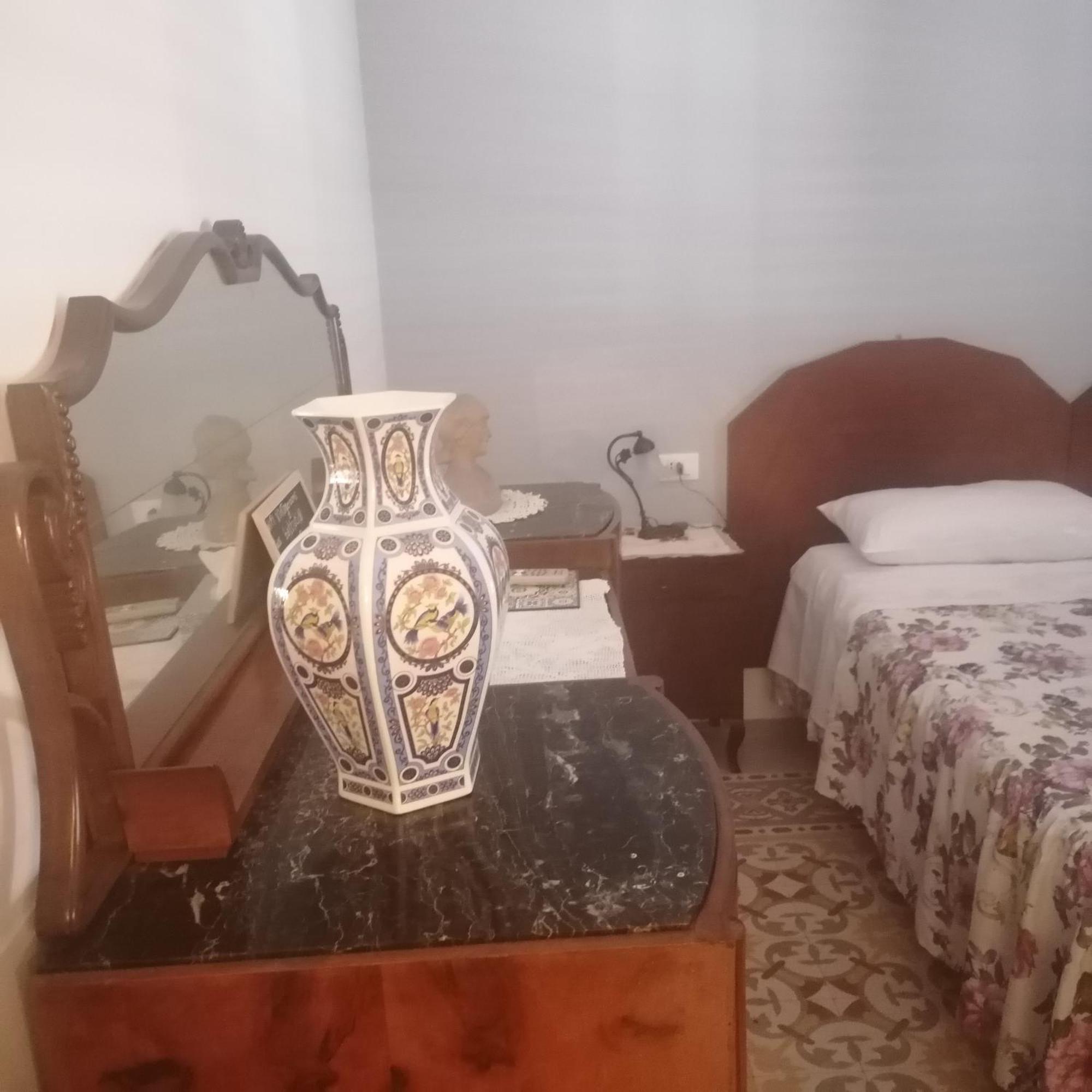 Battisti 18 Vintage Rooms Palermo Pokój zdjęcie